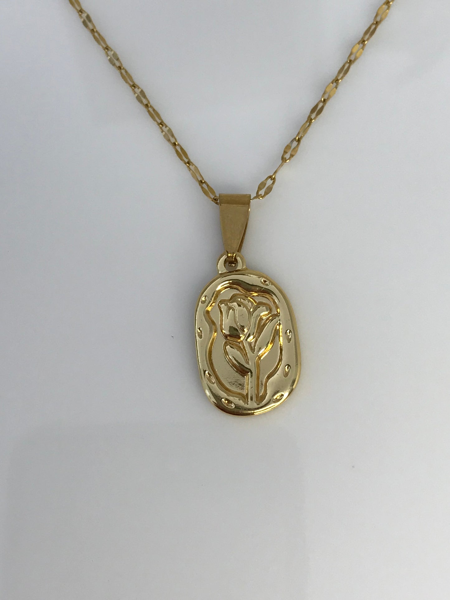COLLAR