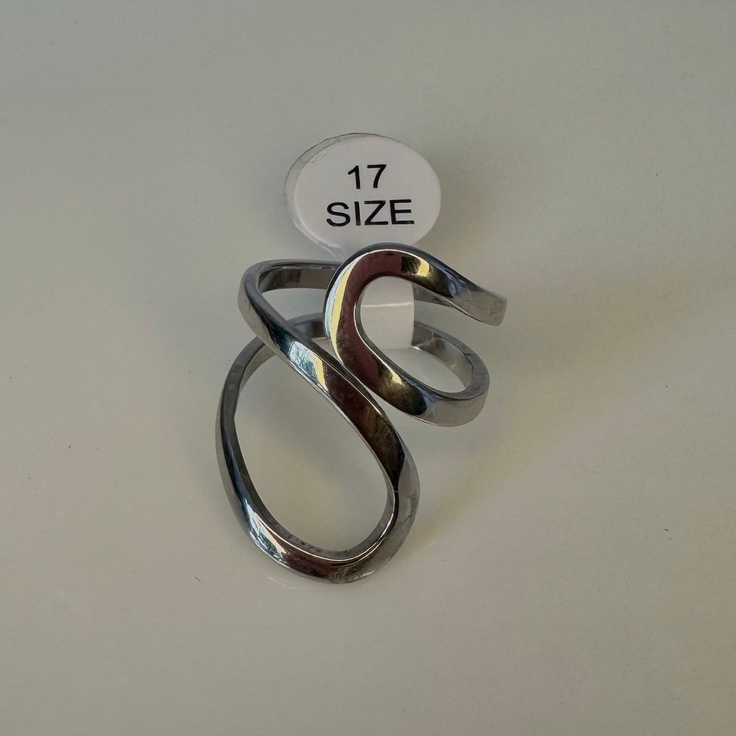 ANILLO PLATEADO ASIMÉTRICO