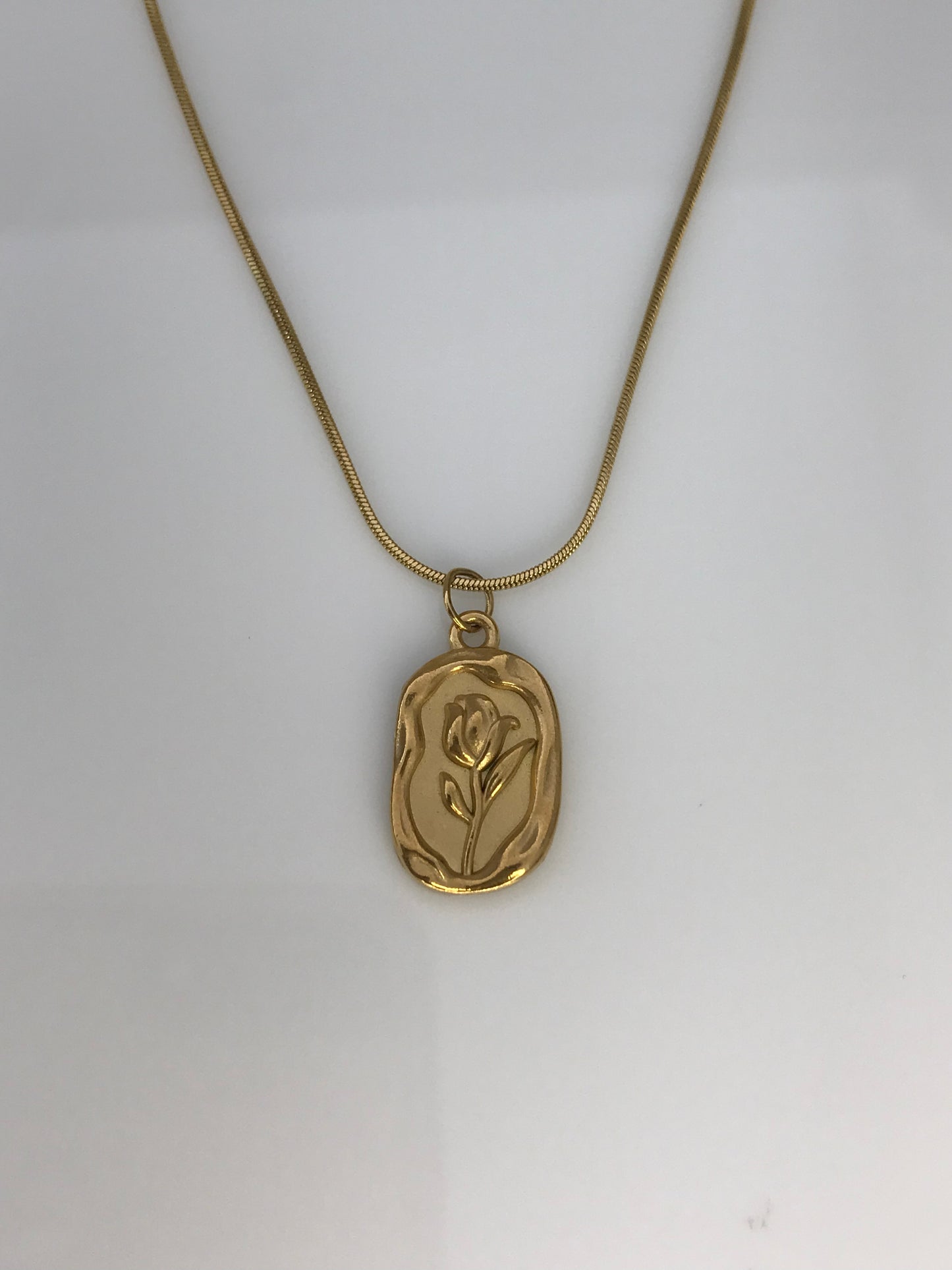 COLLAR