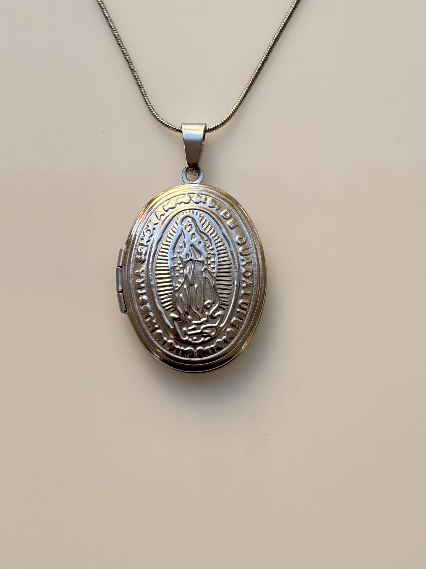 COLLAR