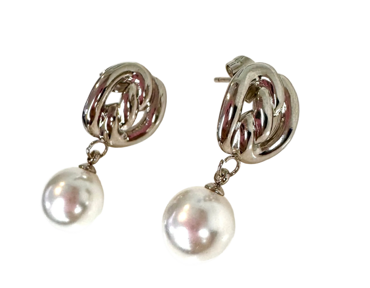 Pendiente colgante con perla