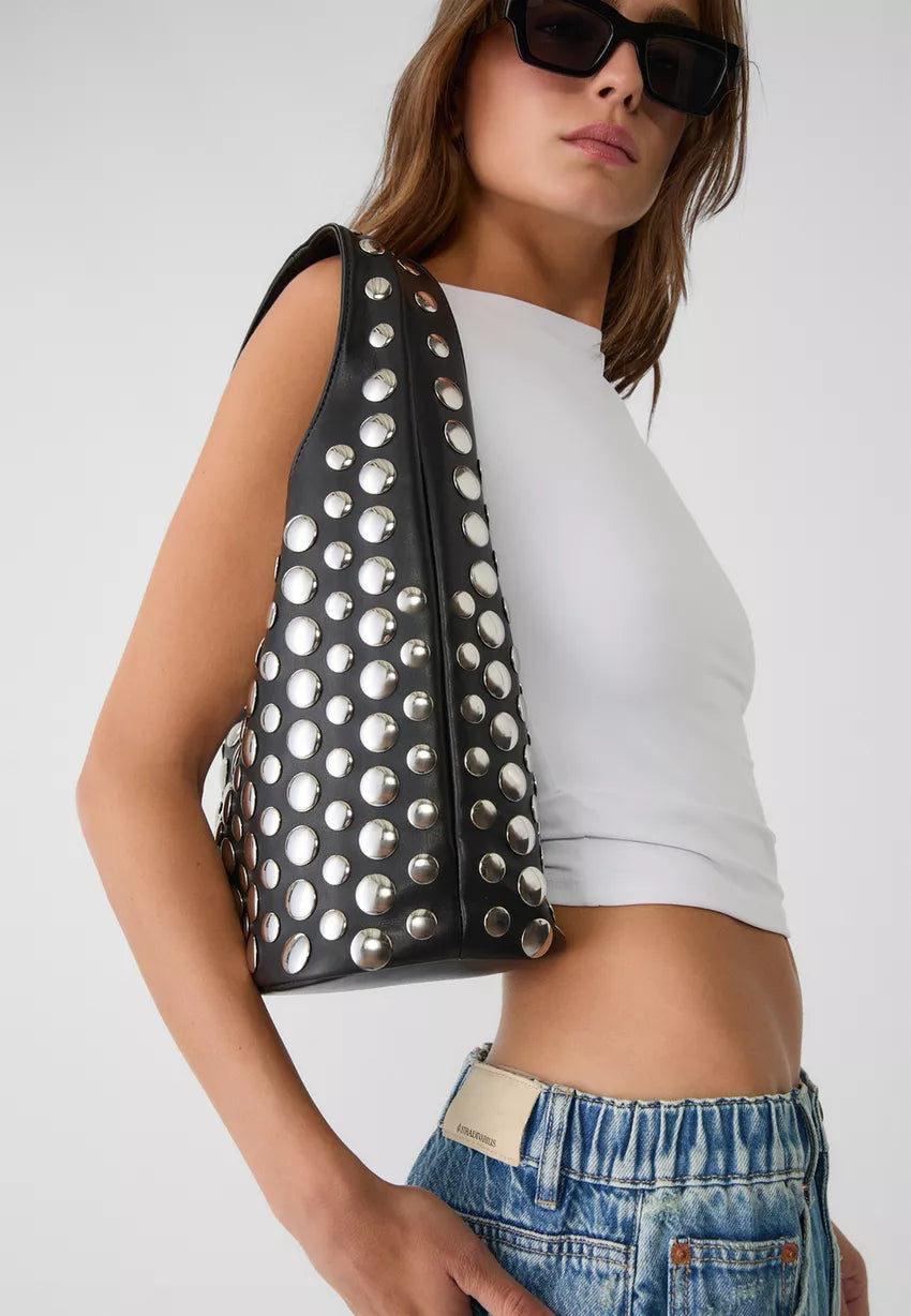 BOLSO TACHAS STRADIVARIUS