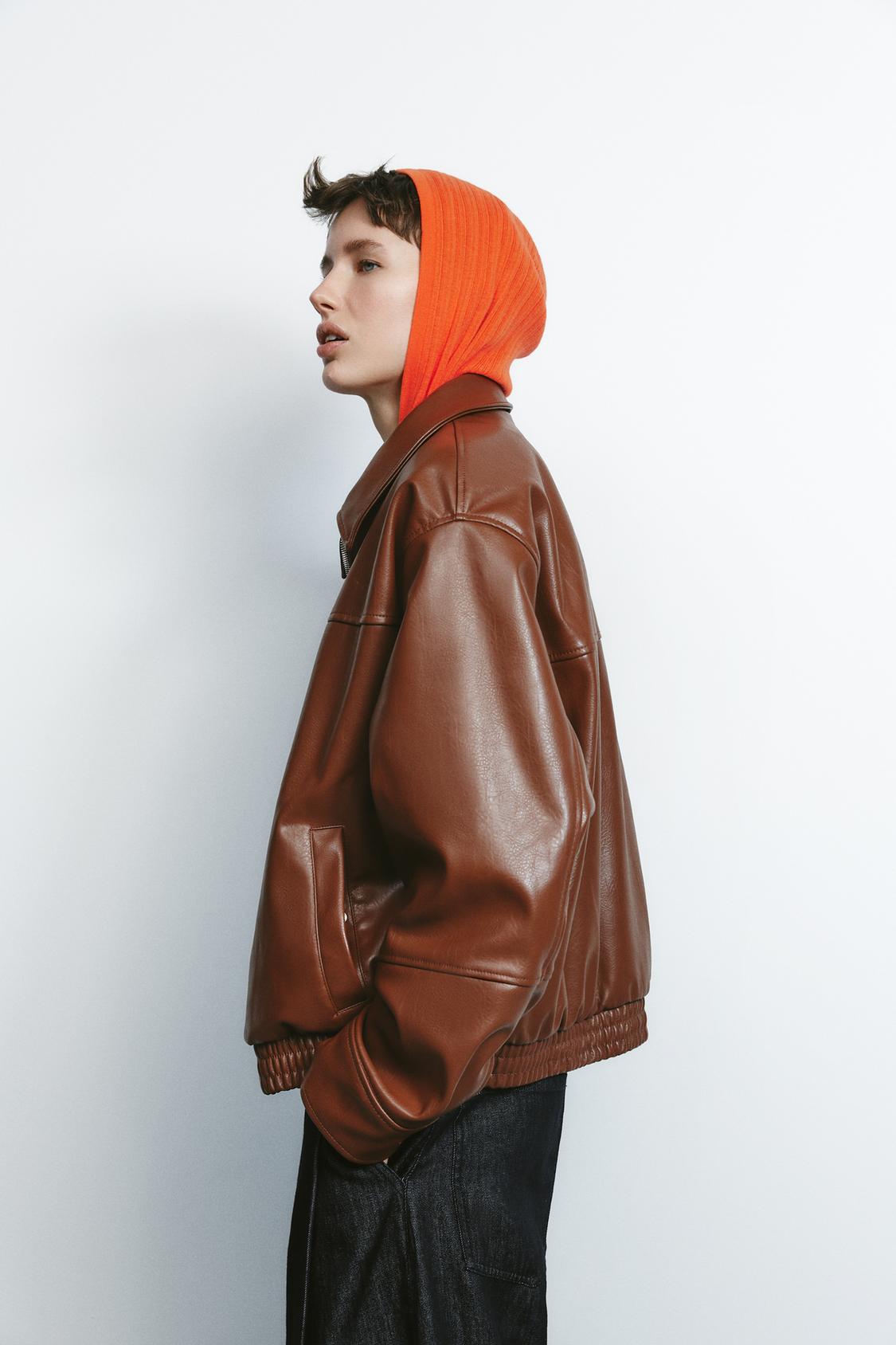 CHAQUETA BOMBER EFECTO PIEL