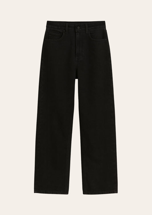 STRAIGHT BLACK JEAN