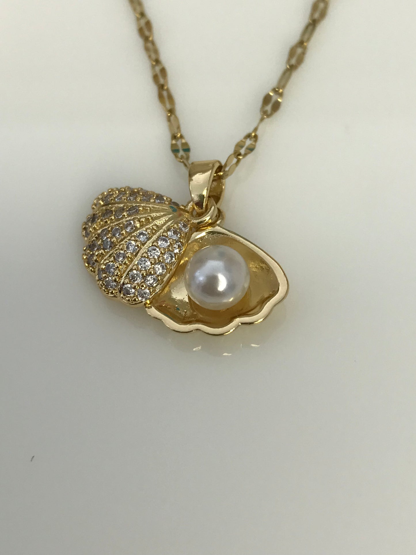 COLLAR