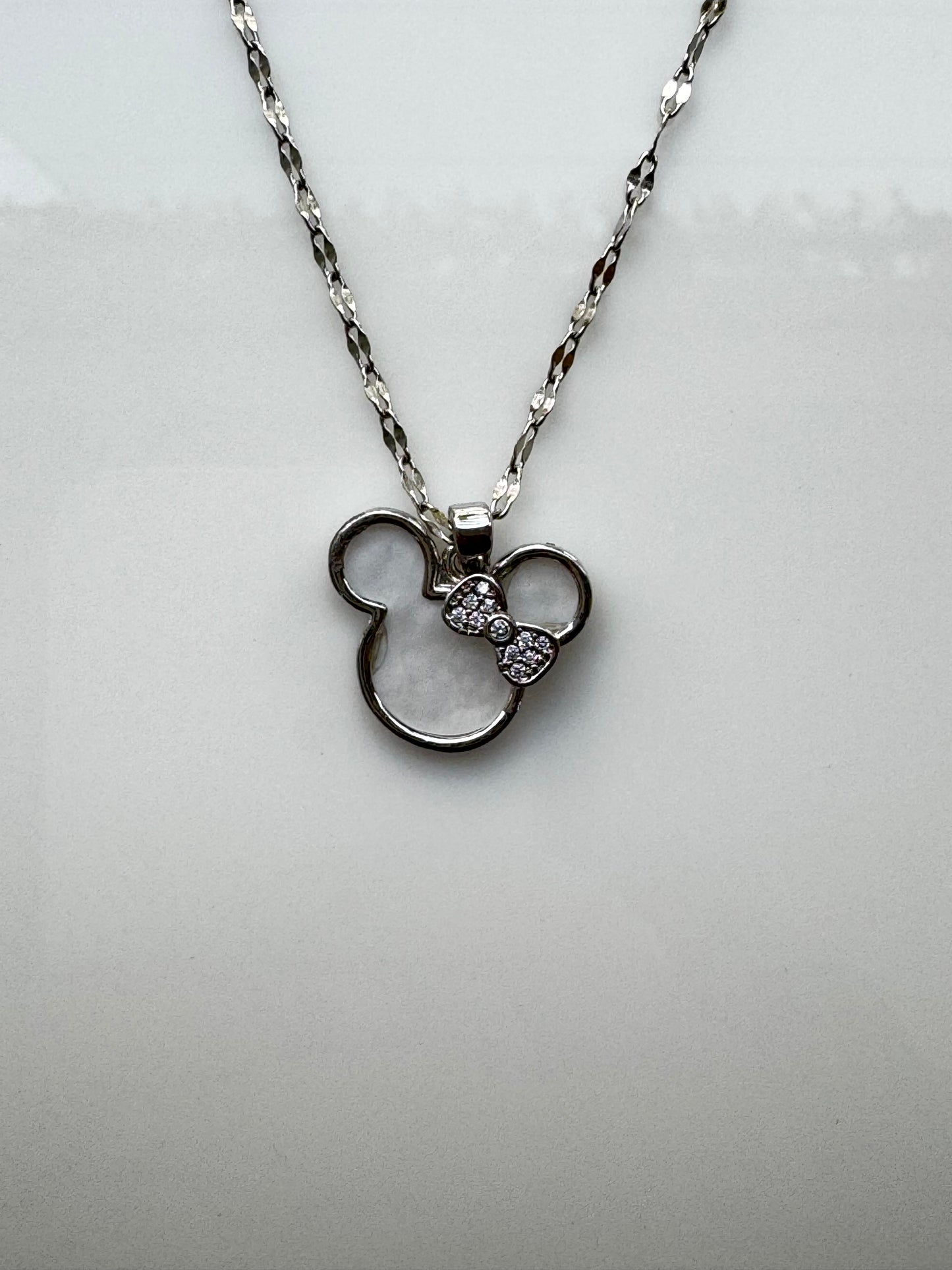 COLLAR