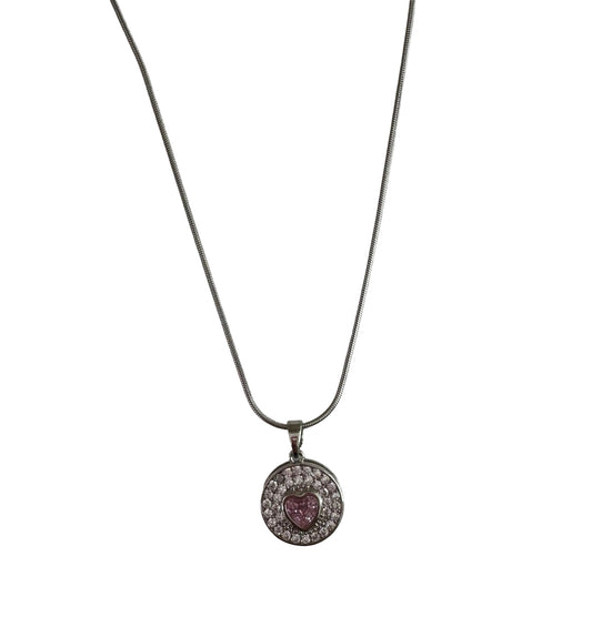 COLLAR CON DIJE DE CORAZÓN ROSADO
