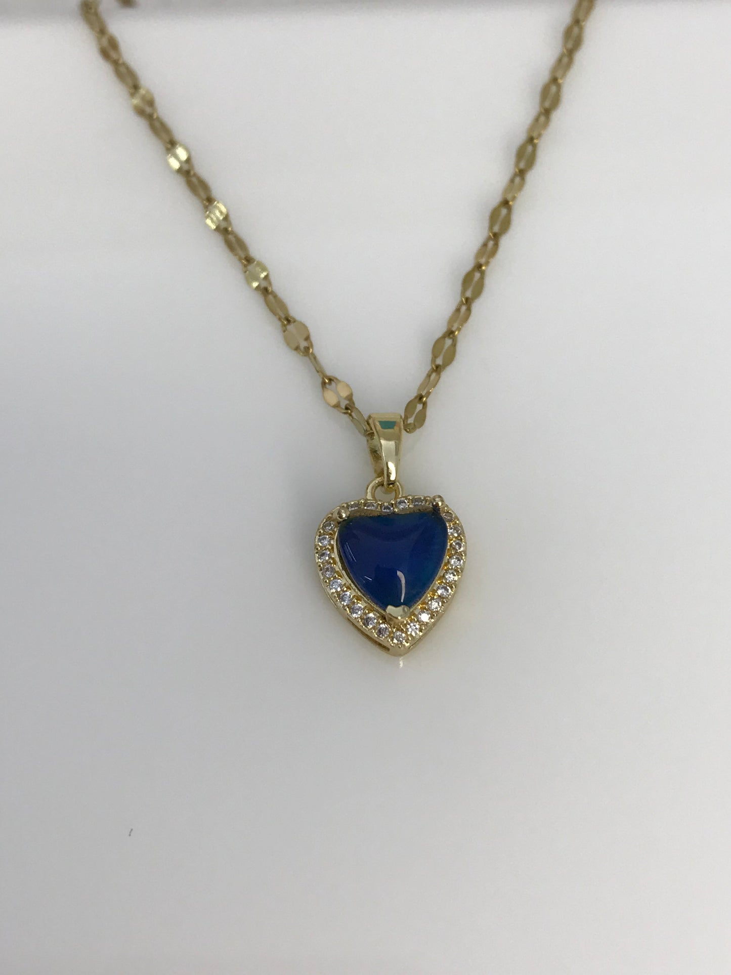 COLLAR