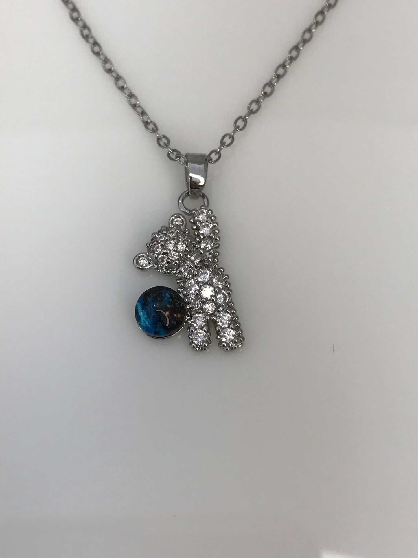 COLLAR