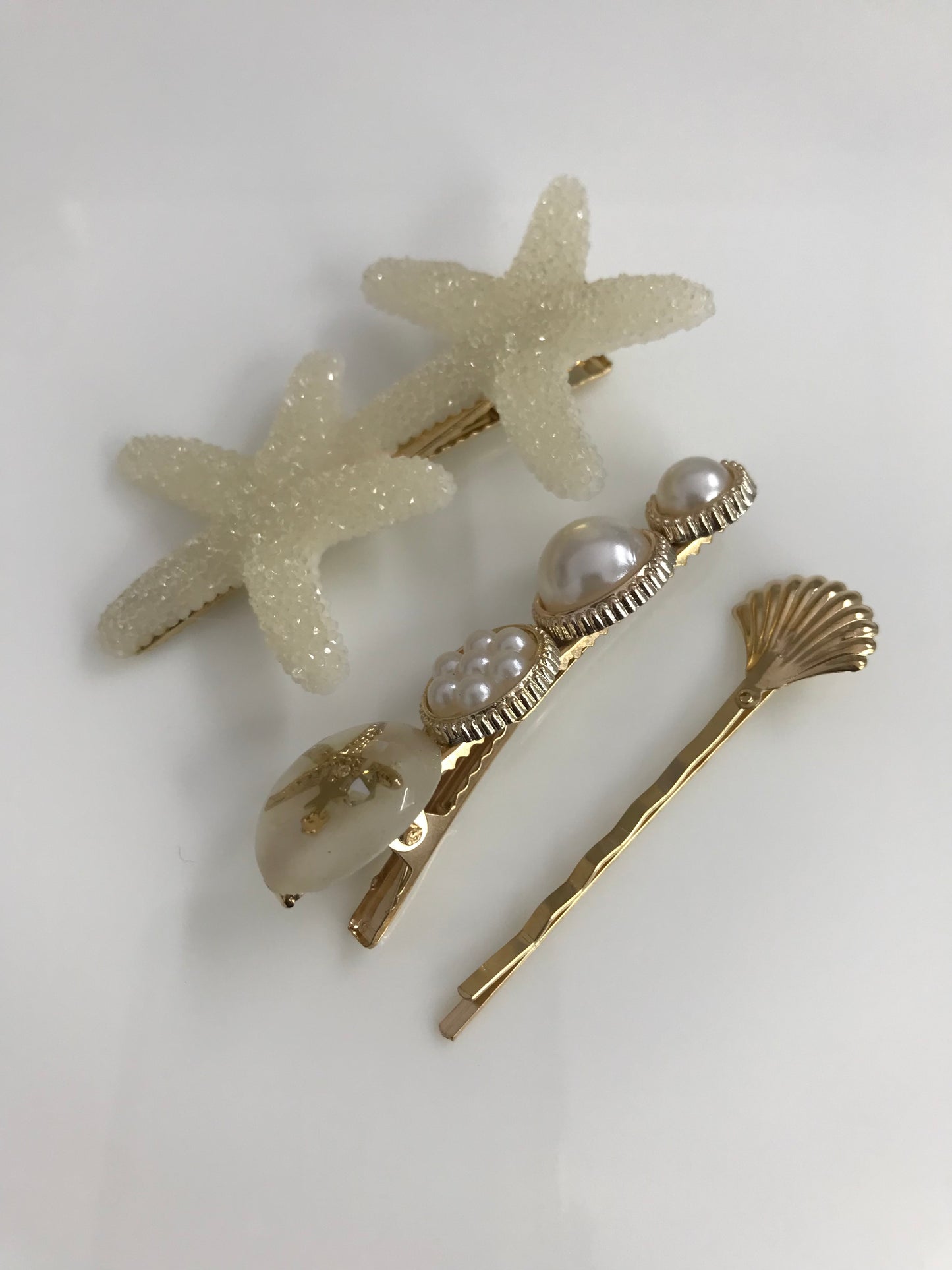 Clips