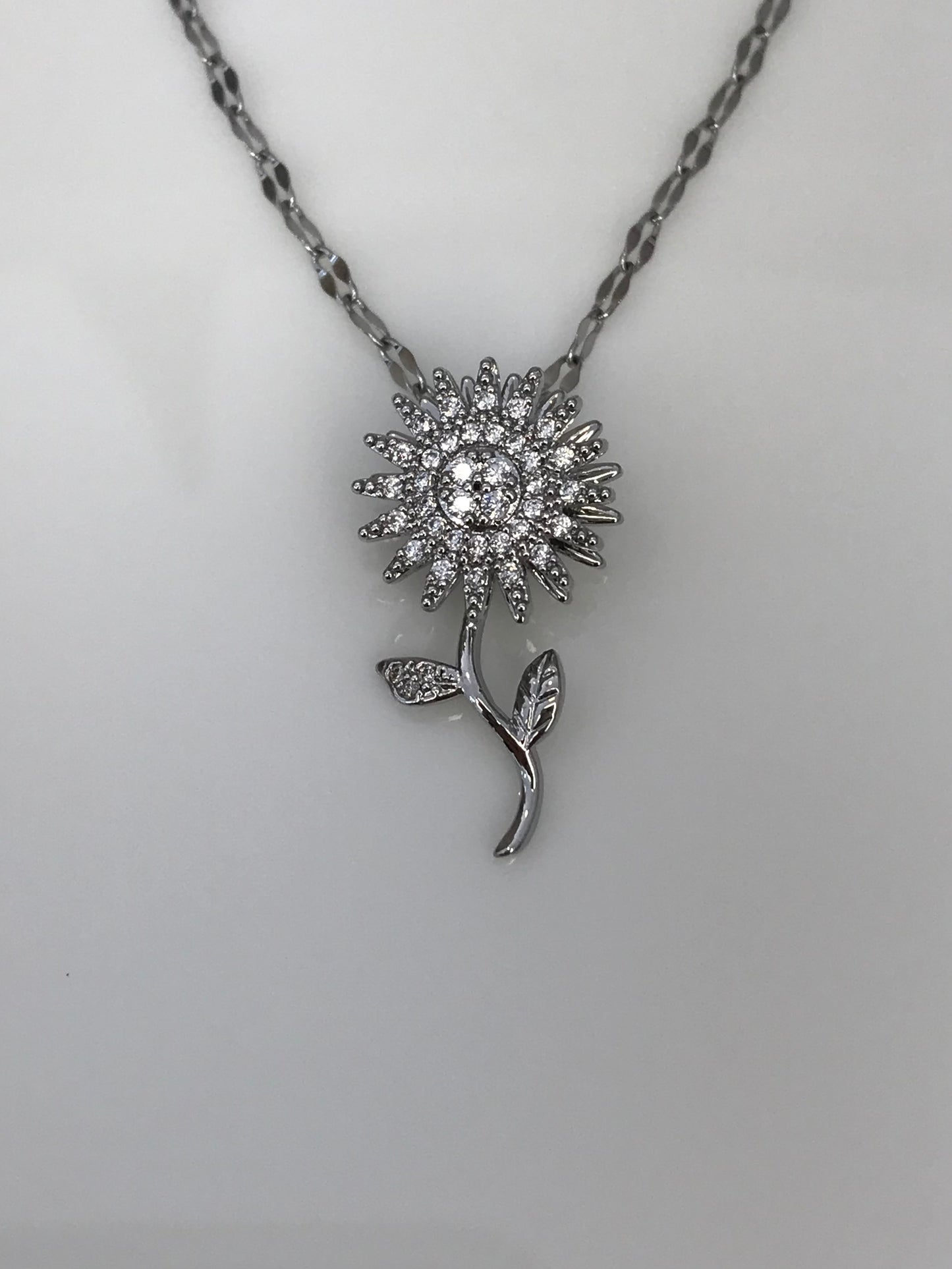 COLLAR