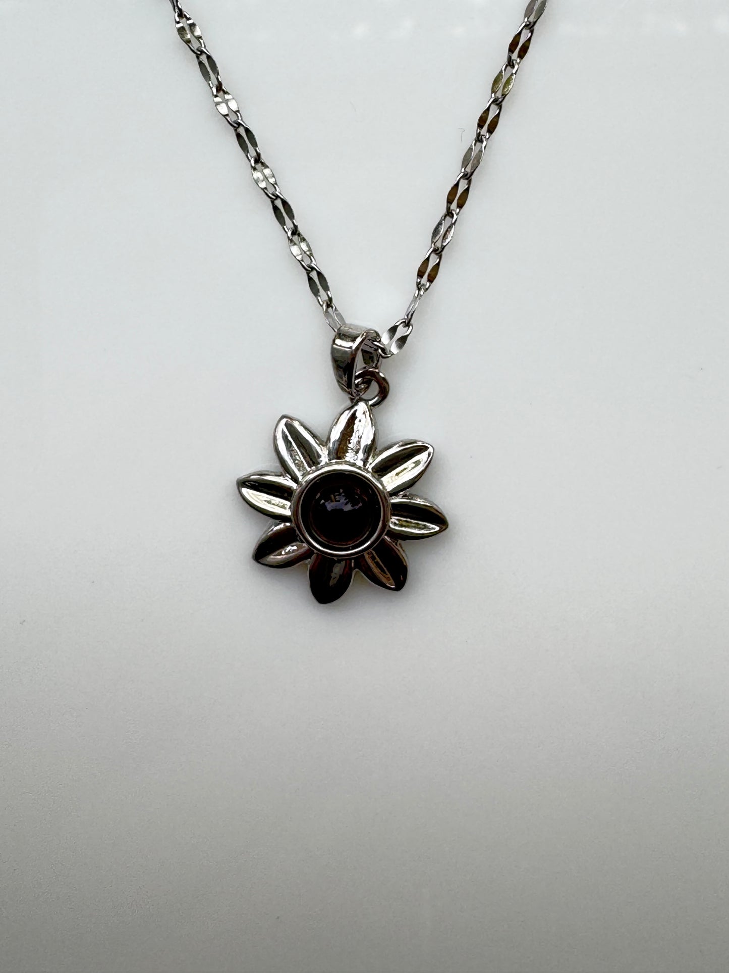 COLLAR