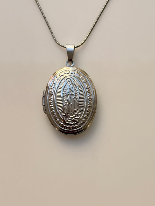 COLLAR