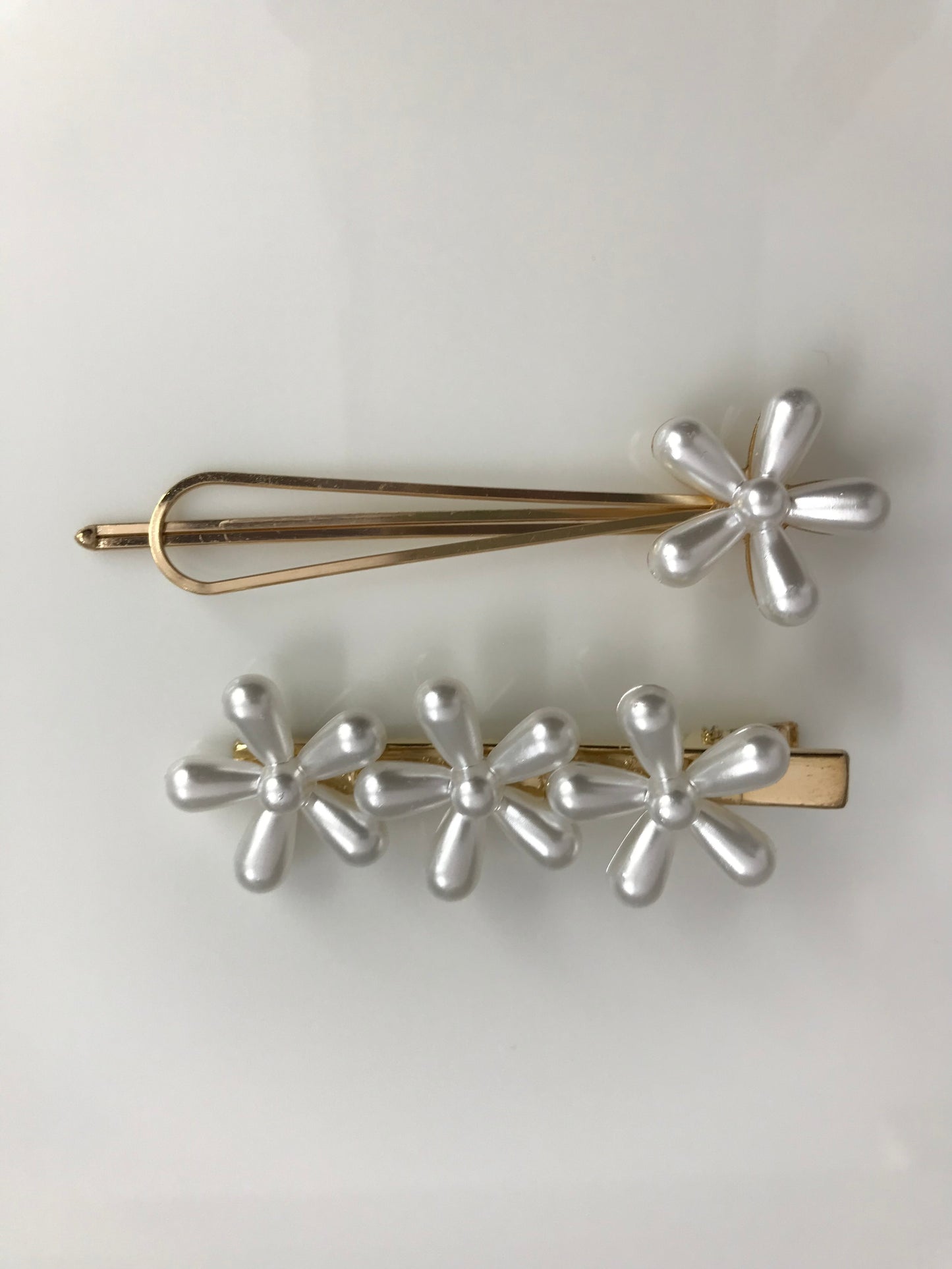 Clips