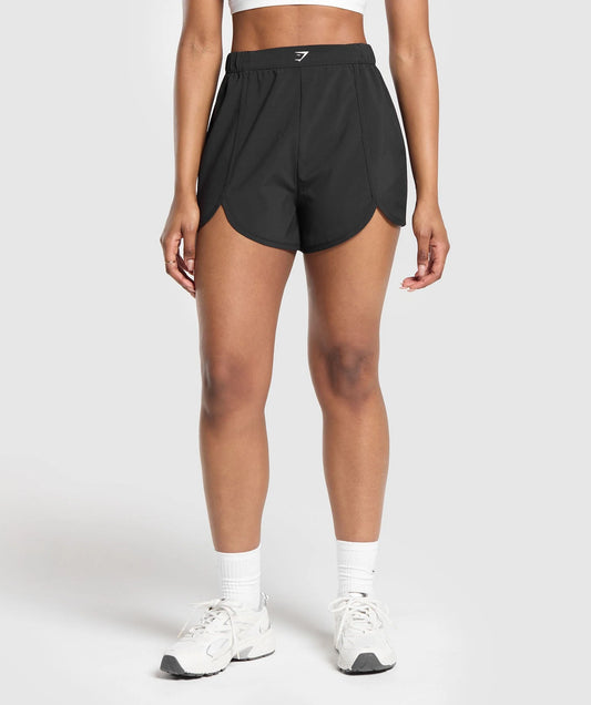 SCALLOP HEM SHAPED SHORTS