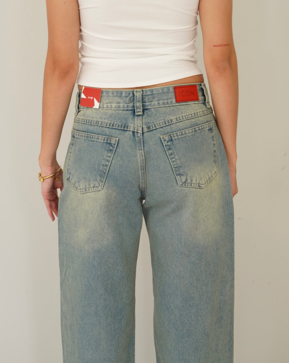BAGGY JEAN