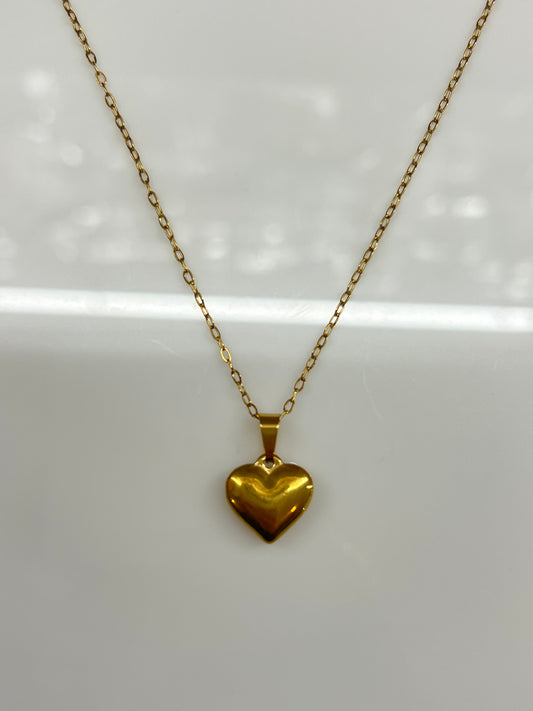 CADENA CORAZÓN LISO DORADA