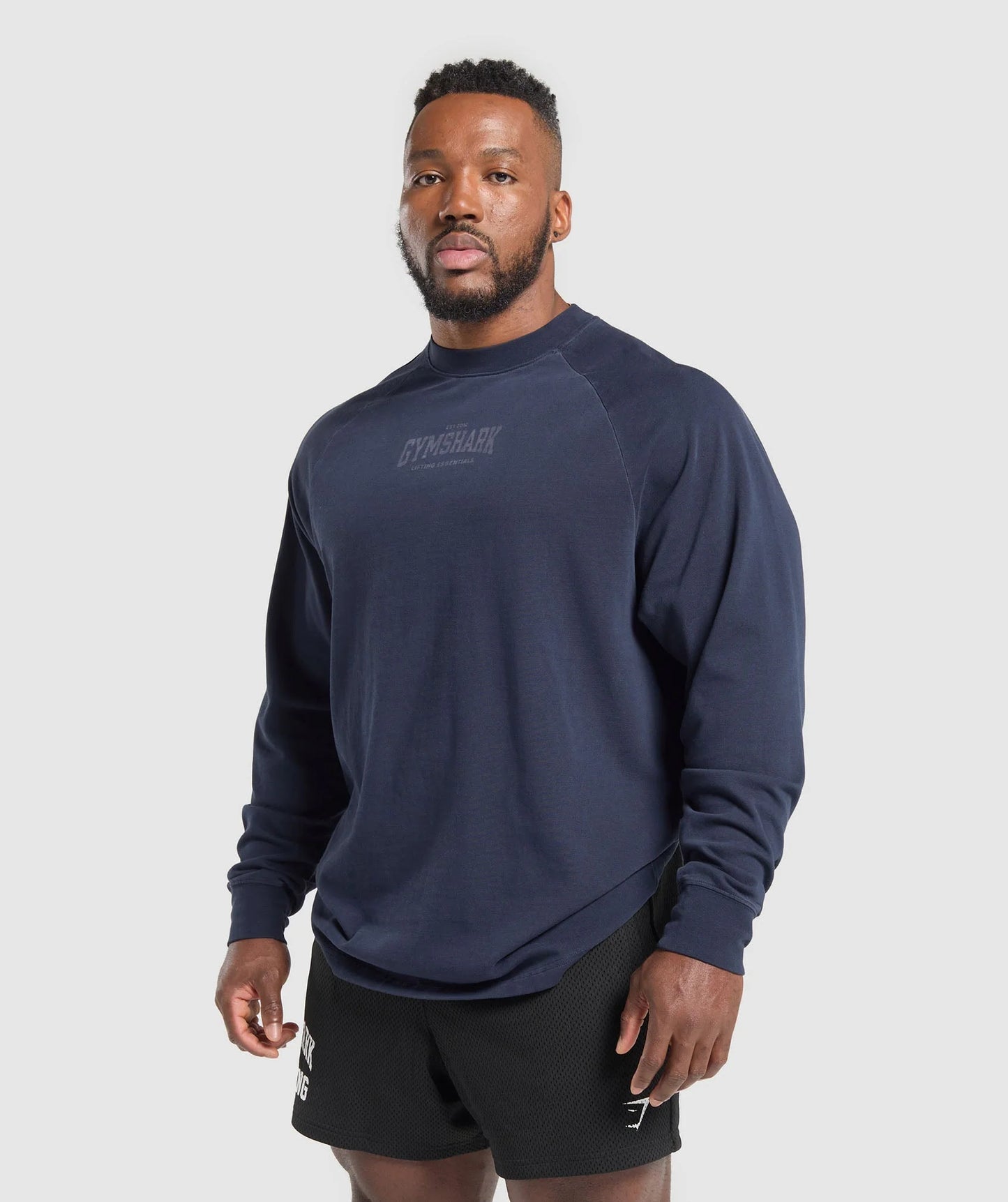 HEAVYWEIGHT LONG SLEEVE T-SHIRT