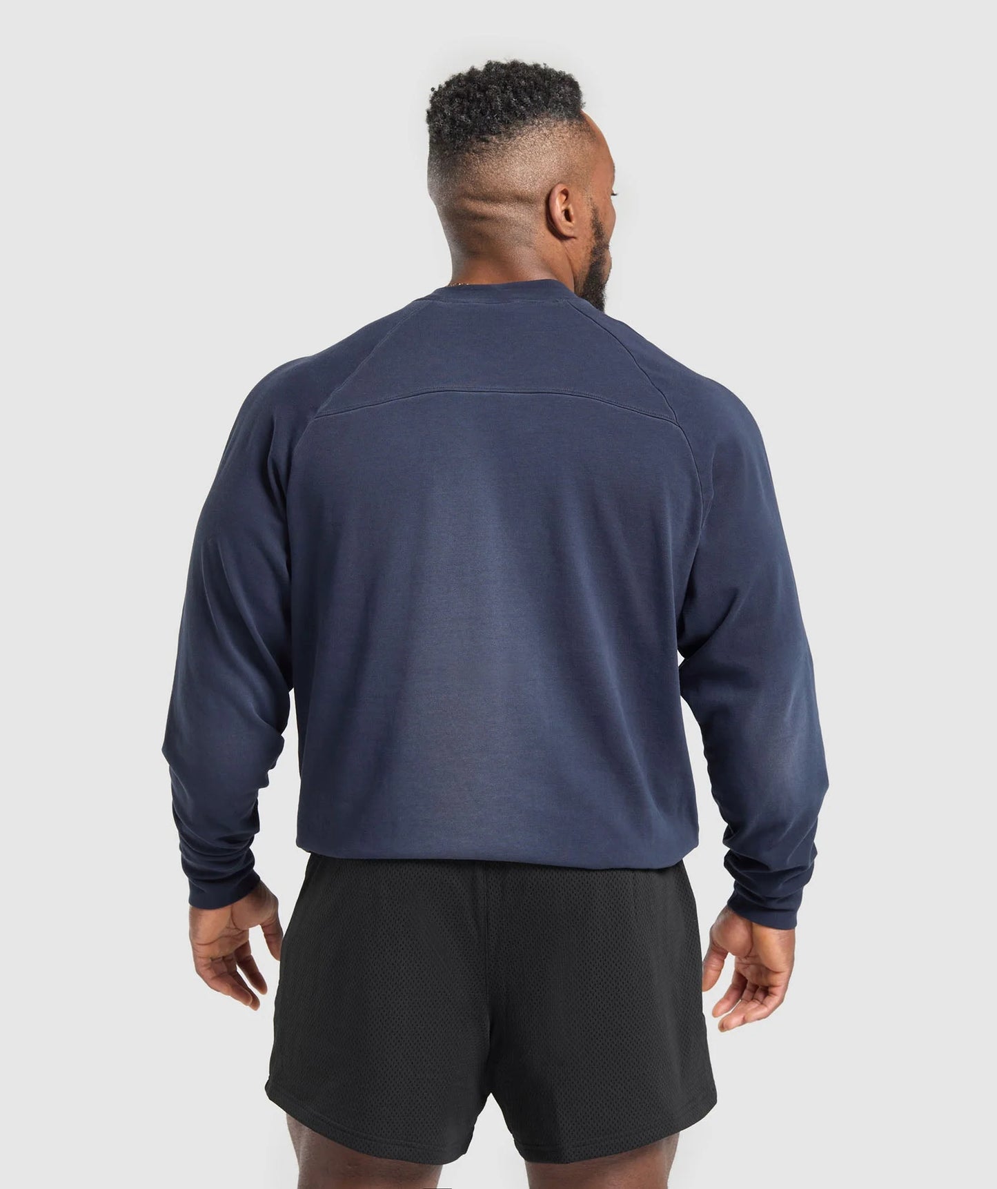 HEAVYWEIGHT LONG SLEEVE T-SHIRT