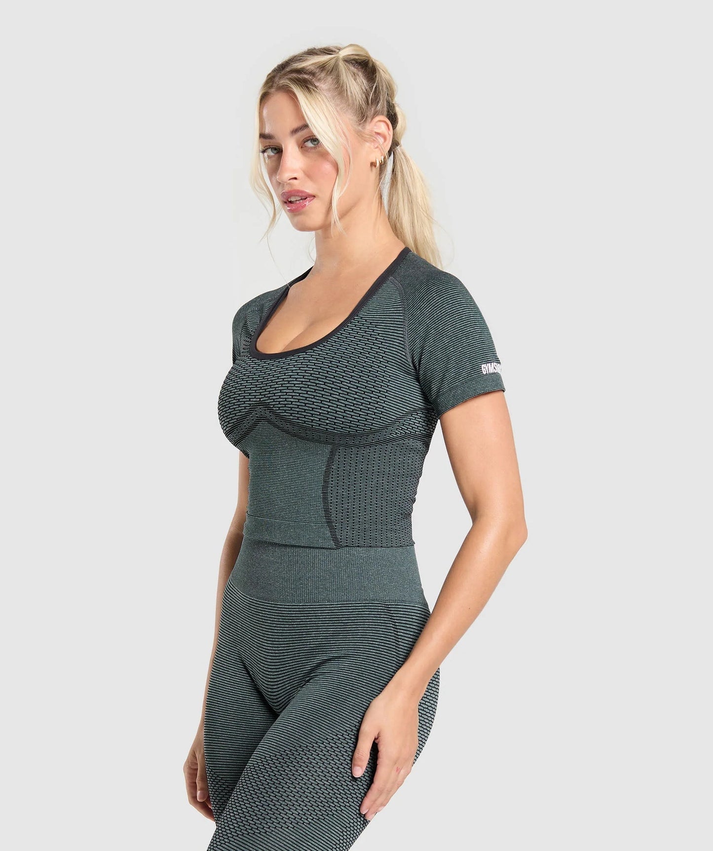 SPORT SEAMLESS MIDI TOP