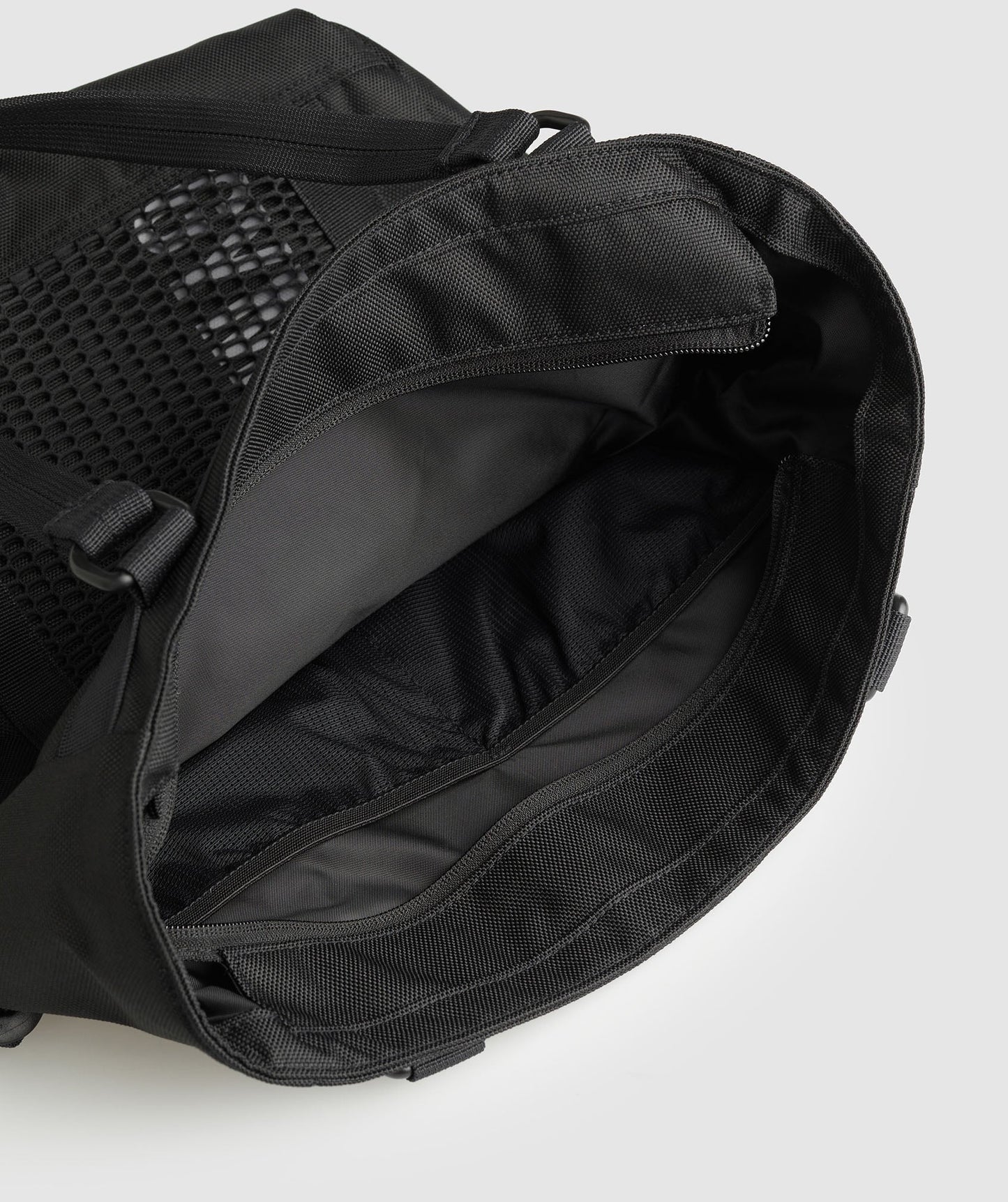 PURSUIT TOTE
