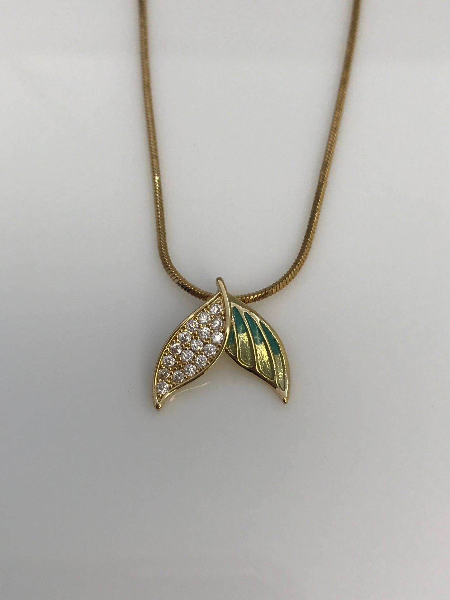 COLLAR COLA SIRENA